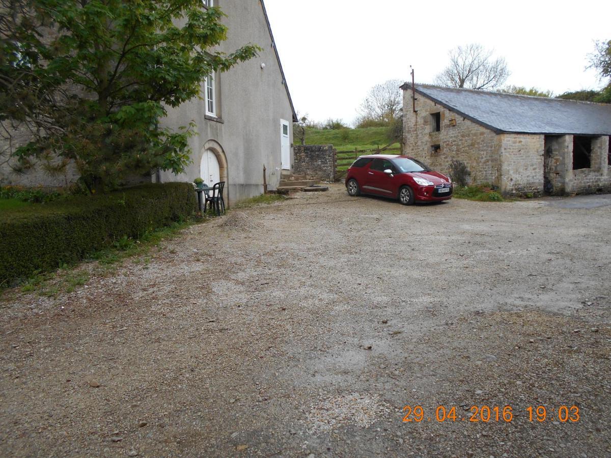 Ferme Manoir La Fiere Bed & Breakfast Sainte-Mère-Église Exterior foto