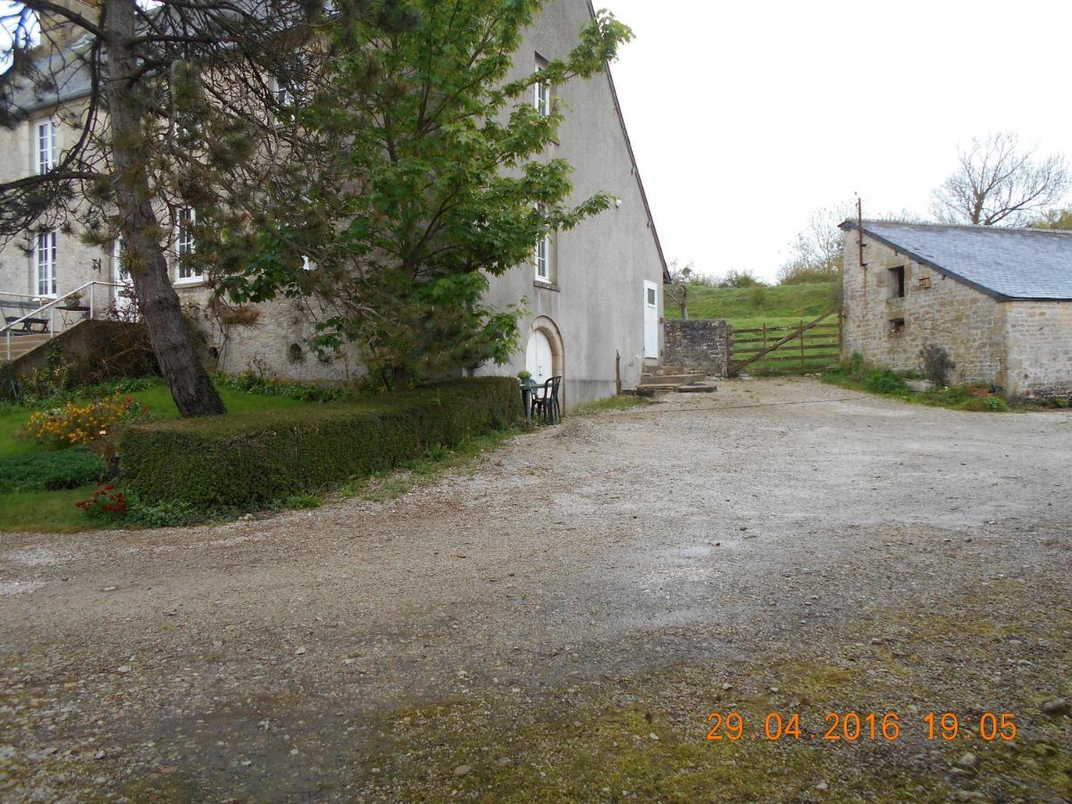 Ferme Manoir La Fiere Bed & Breakfast Sainte-Mère-Église Exterior foto