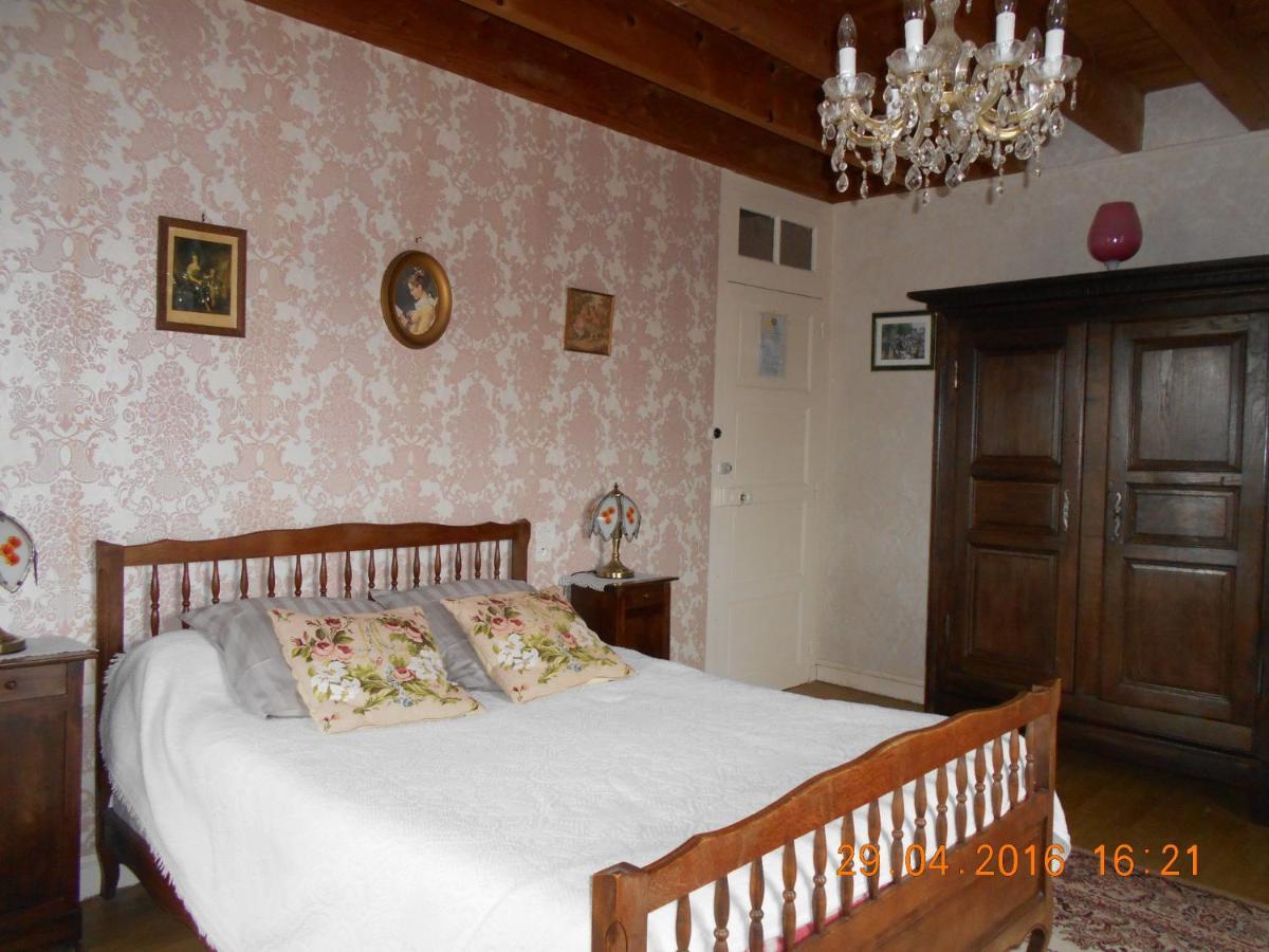 Ferme Manoir La Fiere Bed & Breakfast Sainte-Mère-Église Exterior foto